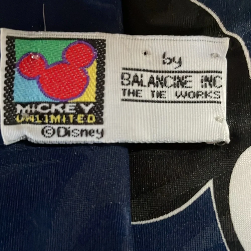 Mickey Mouse Tie by Balanchine INC. 59” long. Navy with Mickey, nice